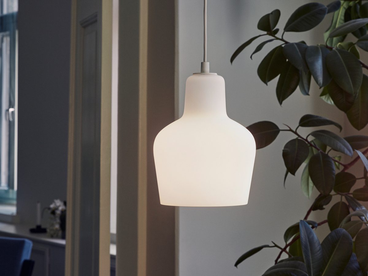 ARTEK A440 PENDANT LAMP OPAL GLASS