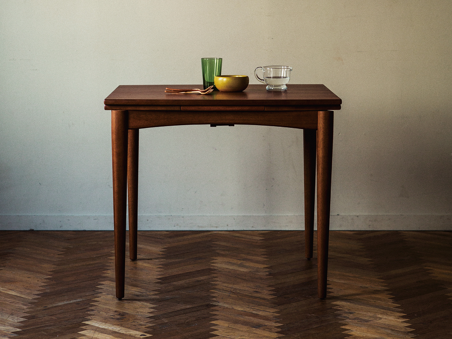 H.W.F DINING TABLE TYPE-B