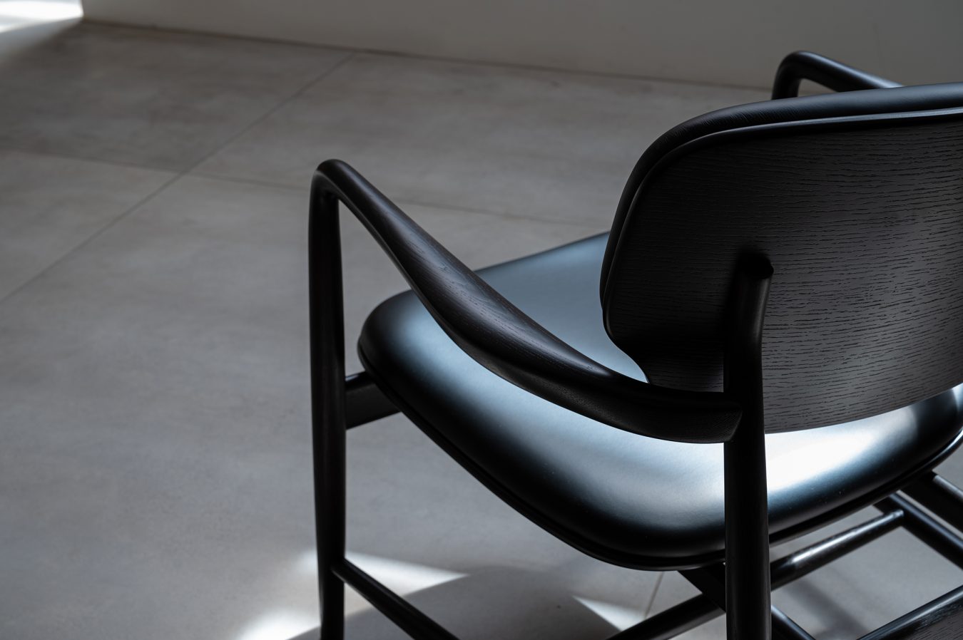 MEGURO LOUNGE CHAIR（メグロ ラウンジチェア） - ACTUS