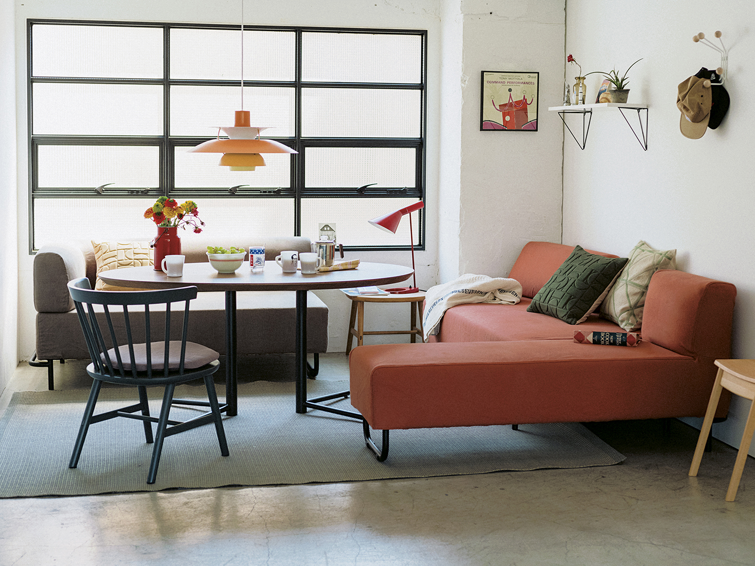 OWN-F SINGLE ARM SOFA