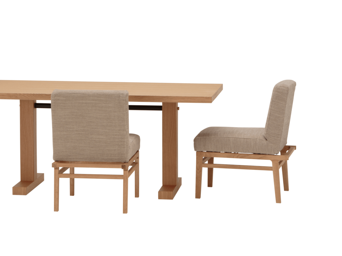 OWN-S DINING CHAIR(WOOD LEG)