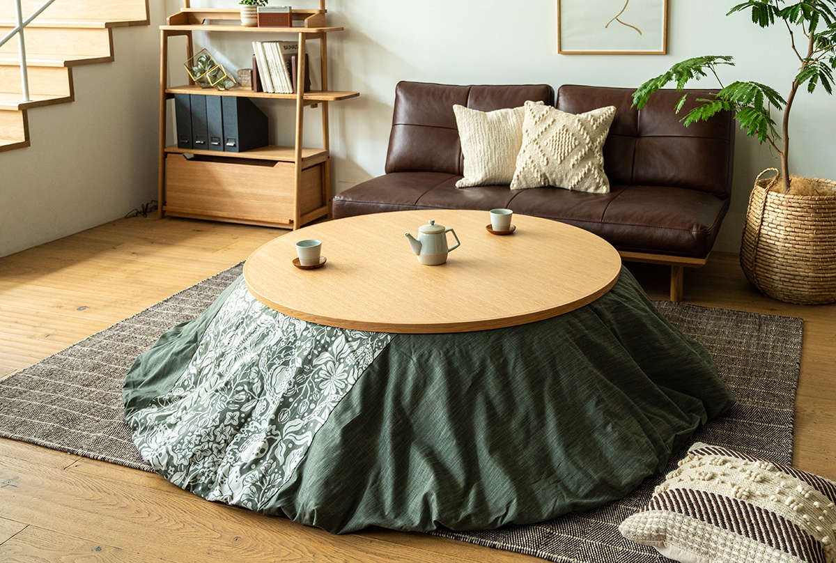 飛騨高山の職人による、繊細で美しい家具 - ピックアップアイテム - ACTUS