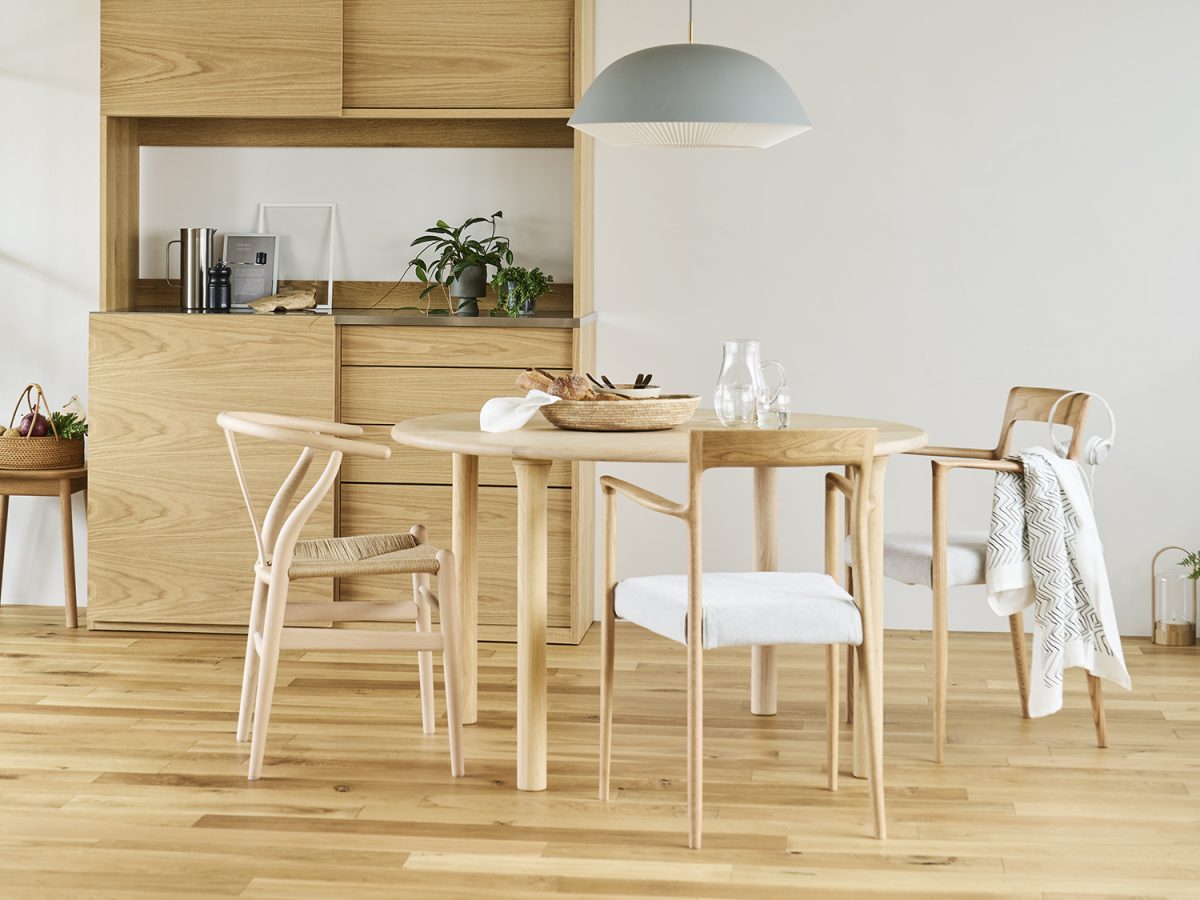 SOUP DINING TABLE ROUND(LEG : R TYPE)（スープ ダイニングテーブル