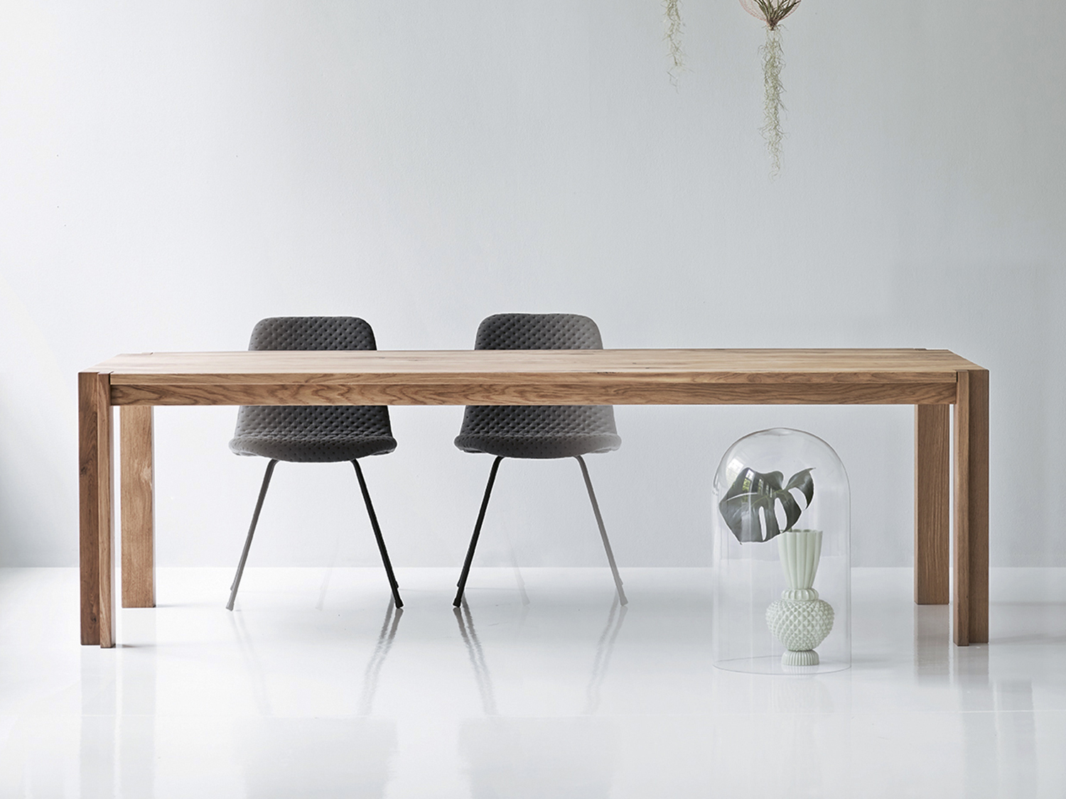 UTZON DINING TABLE