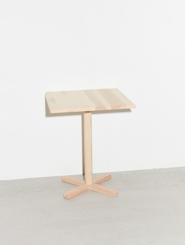 【美品】ACTUS PURE LIVING TABLE オーク 無垢材 美品】ACTUS PURE LIVING TABLE オーク 無垢材 - センター